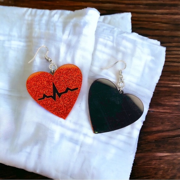 Heartfelt Elegance: Dazzling Heartbeat Earrings for the Passionate Professional! - Picture 7 of 9